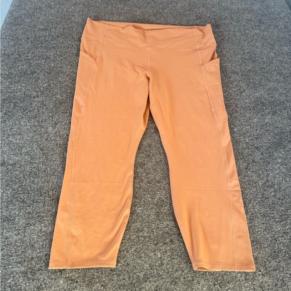 Fabletics Oasis PureLuxe High-Waisted 7/8 Beige Leggings With Pockets Size 4X - Picture 2 of 16